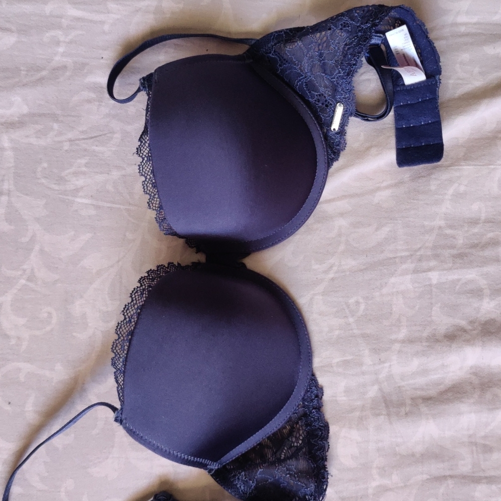 Affinitas padded push up bra 32C